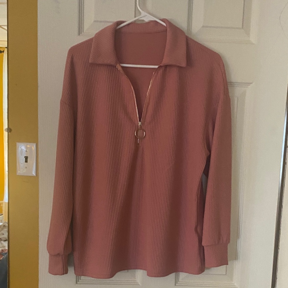 Ribbed Zip-Up Sweatshirt in Pink